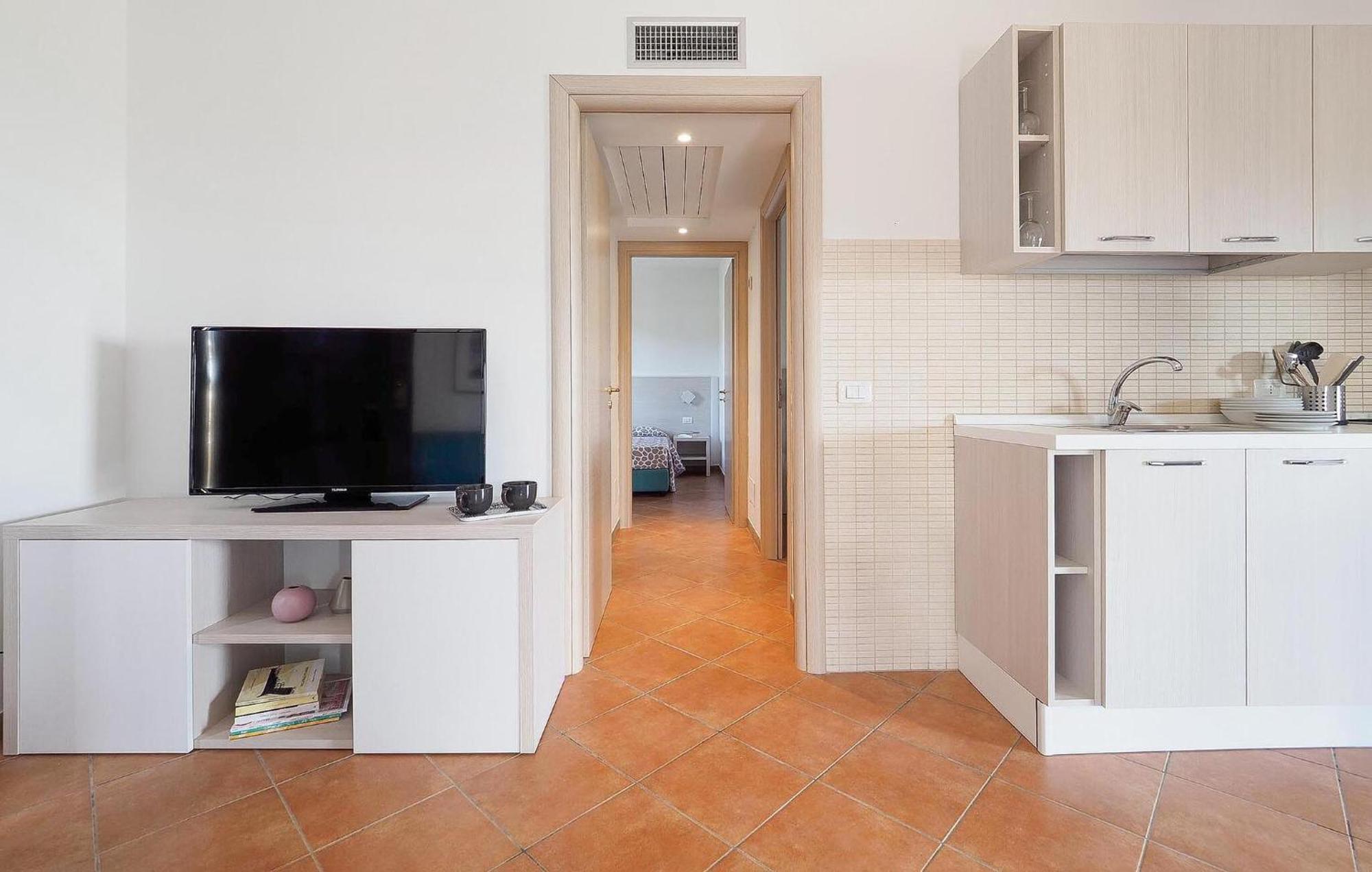 Lovely Home In Marina Di Modica With Kitchenette Eksteriør billede